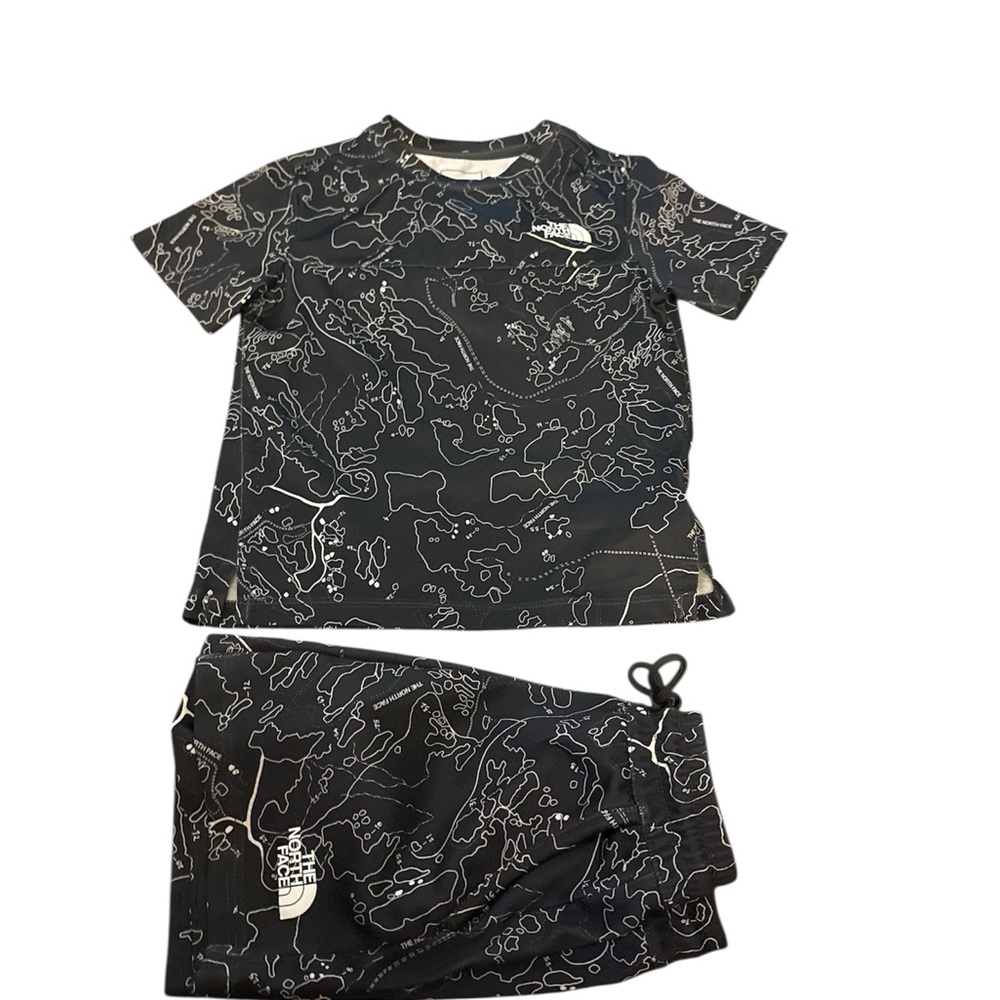 The North Face Kids Black and White Short Set